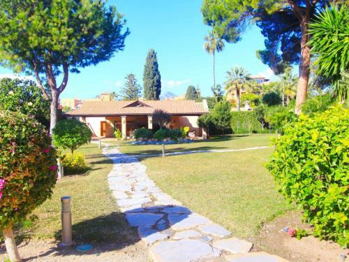 1077 Beach Villa El Paraiso