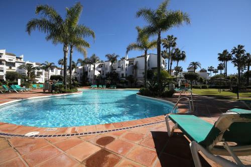 Apartamento Relaxing Beachfront Complex With Swimming Pool In Costalita