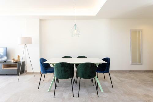 Green Infinity Luxury Apartment By Ghr Rentals