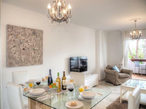 Sun Beach Apartment