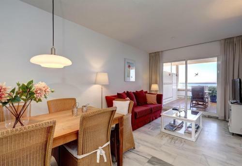 Apartment Boulevard 302