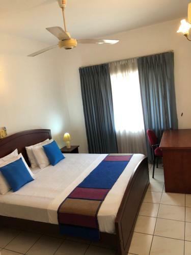 3 Room 10th Floor Apartment - Colombo City