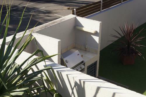 Aparthotel Noosa Parade Holiday Inn