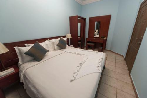 Apartamento Lafontaine Durrat Al-hada Suites