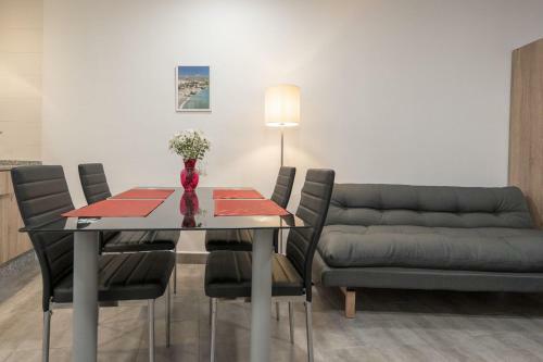 Apartamentos La Laguna