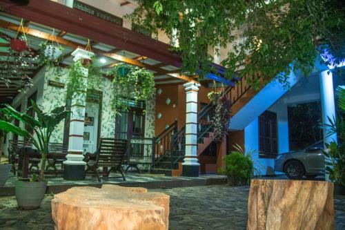 Hotel Sadee's Place