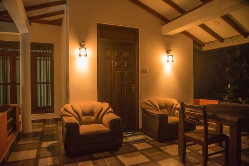 Hotel Sadee's Place