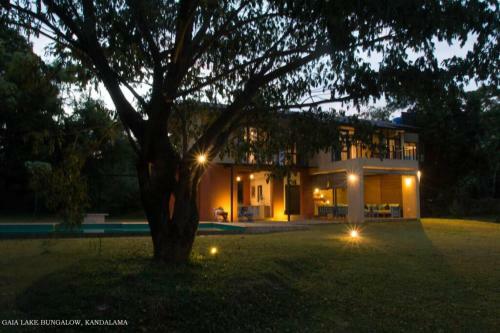 Villa Gaia Lake Bungalow, Kandalama