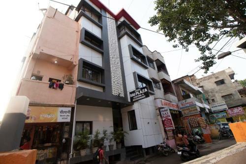 Oyo Flagship 43003 Hotel Sai Plaza