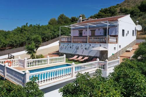 Villa Medina Spainsunrentals