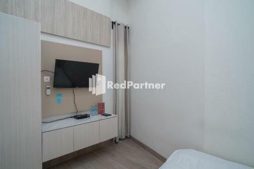 Hotel Yayah Rooms Bogor Syariah Redpartner