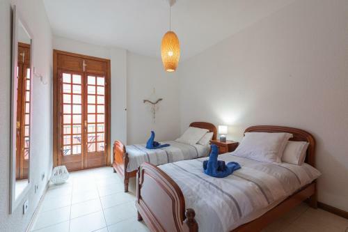 Villa The Yellow House Climatized Pool - Solarium - Parking