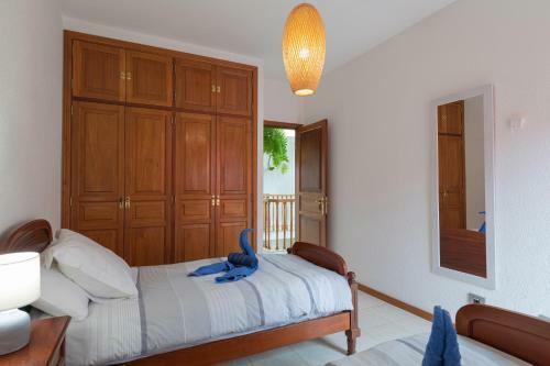 Villa The Yellow House Climatized Pool - Solarium - Parking