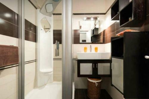 North Cliff Apartment *the Ocean Beneath Your Feet*