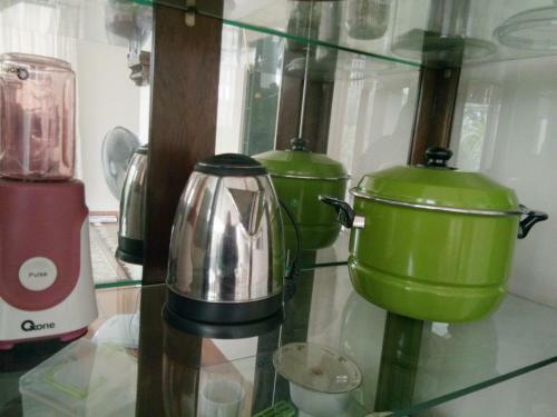 Villa Muslim Yuni Syahla Holiday Home