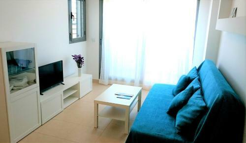 Apartamento De Dos Dormitorios Junto A Moj�car Playa
