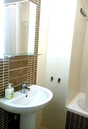 Apartamento De Dos Dormitorios Junto A Moj�car Playa