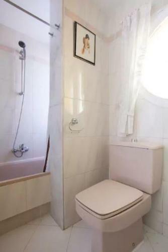 Gran Adosado En Zona Tranquila Con Piscina Privada