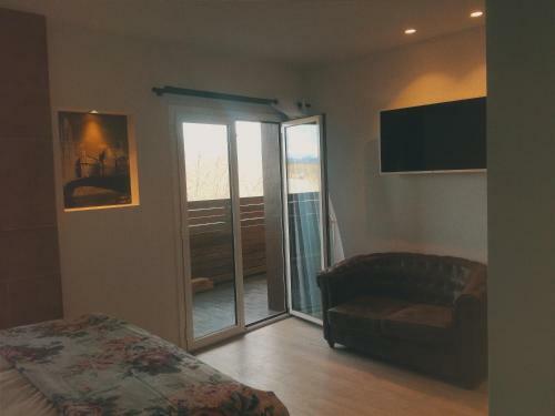 Apartamento Turistic Girona - Piso de 3 Habitaciones