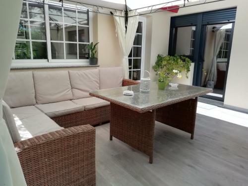 Apartamento Jardin, Terraza Y Barbacoa