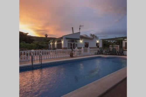 Chalet Del Mar ( Barbacoa Y Piscina Privada)