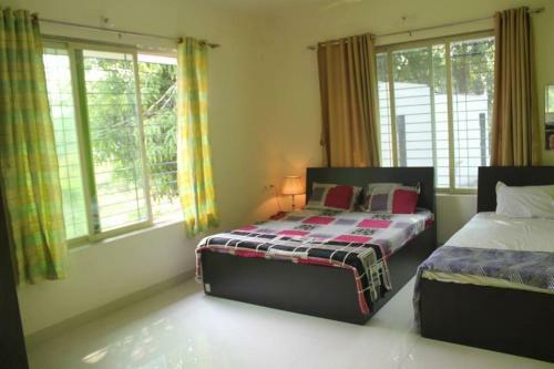 Villa Ivy Maitri Farm 3 Bhk With Private Pool - Badlapur