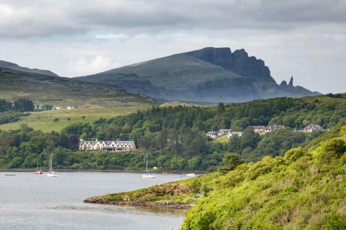 Cuillin Hills Hotel(.)