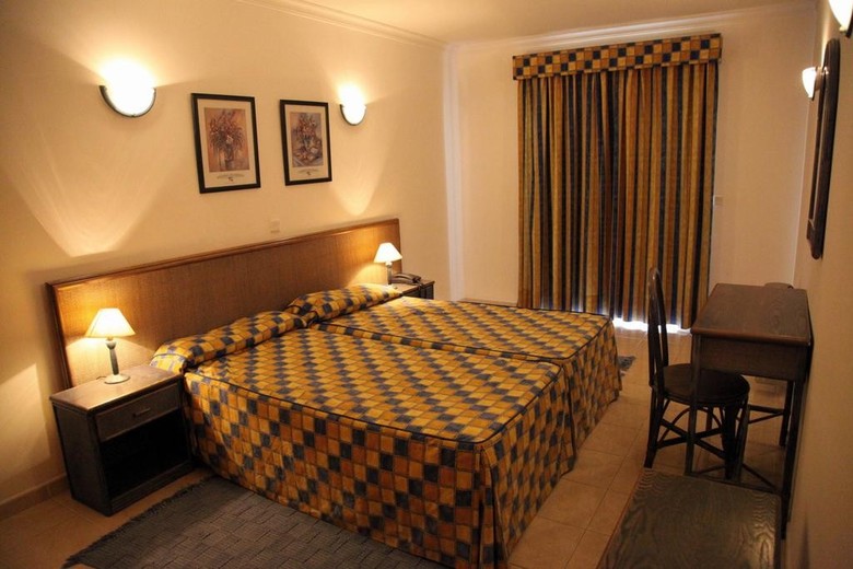 Aparthotel Calema Avenida Jardim