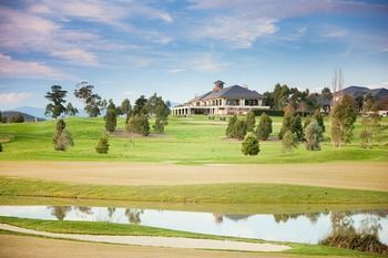 Hotel Yarra Valley Lodge