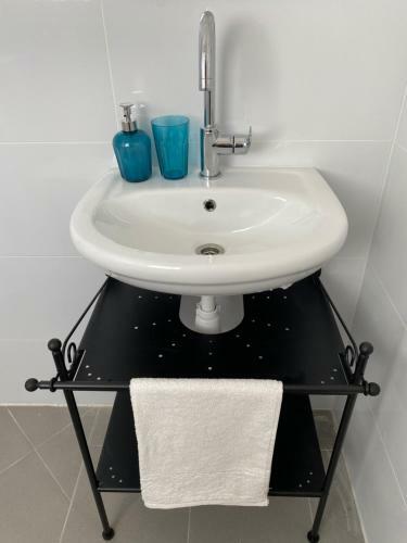 Acre New 3 Bedrooms Beachfront Apartment