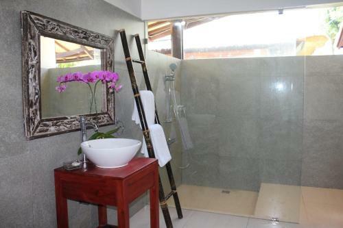 The Ning Beach Front Villa