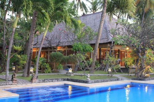 The Ning Beach Front Villa