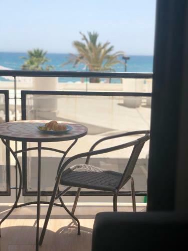 Apartamento Lujoso Con Vista Al Mar
