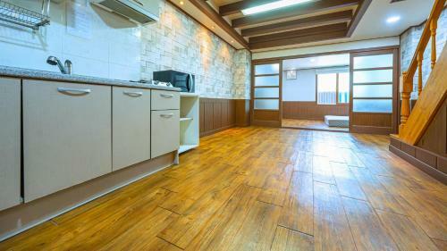 Songrim Hanok Pension