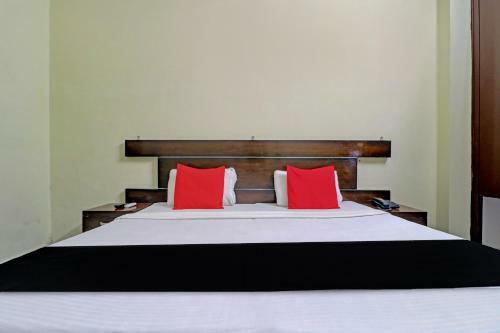 Capital O 81756 Hotel Nancy Paradise