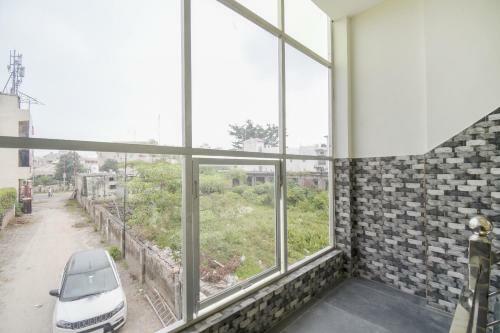 Oyo Flagship 75751 Hotel Surya