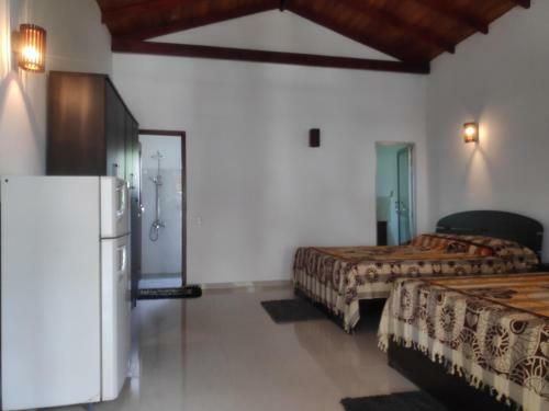 Hostal Kevin Hotel