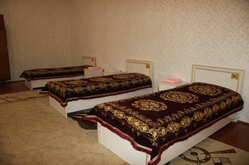 Hostal Yokub Guest House