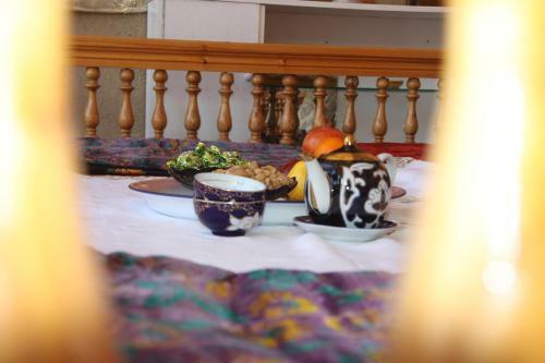 Hostal Yokub Guest House
