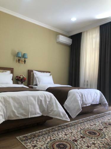 Sabrina Hotel