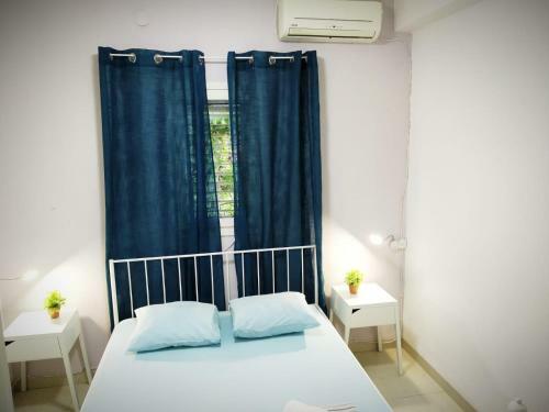 2 Bedroom Apartment With Balcony Near Rambam