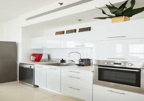 O&o Group- Special Apartment Sea View Luxury Tower