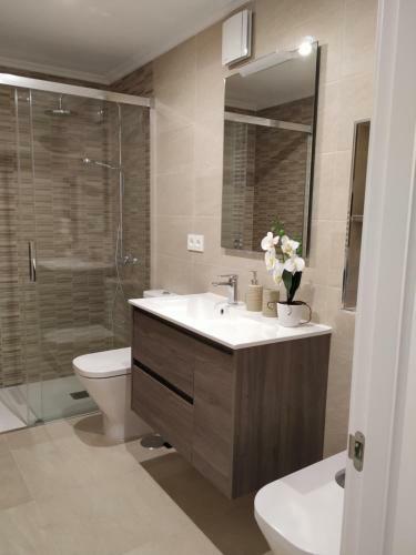 Apartamento El Capricho -piso Reformado de Lujo En El Centro