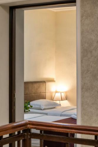 Karavan Street Hotel