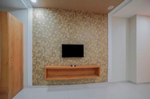 Townhouse Oak Hotel Gaurav Pride