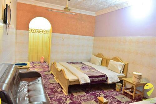 Rose Palace Hotel Fizaghat