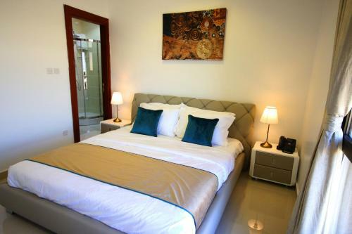 Al Areen Hotel Apartments