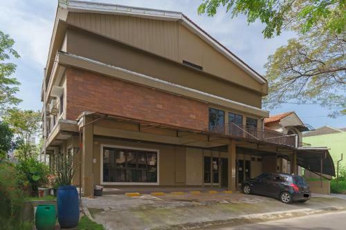 Hotel Koolkost @ Taman Simprug Cikarang