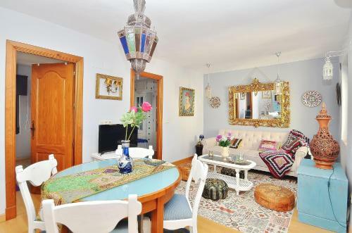 Apartamento Paseo de Los Tristes