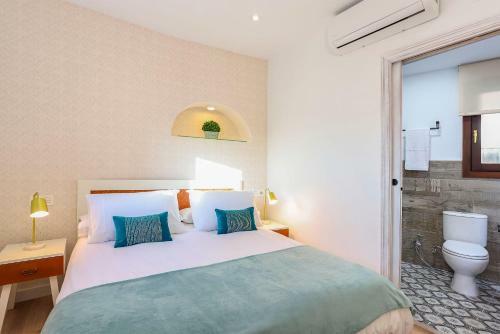 Genteel Home Carmen Del Cipr�s